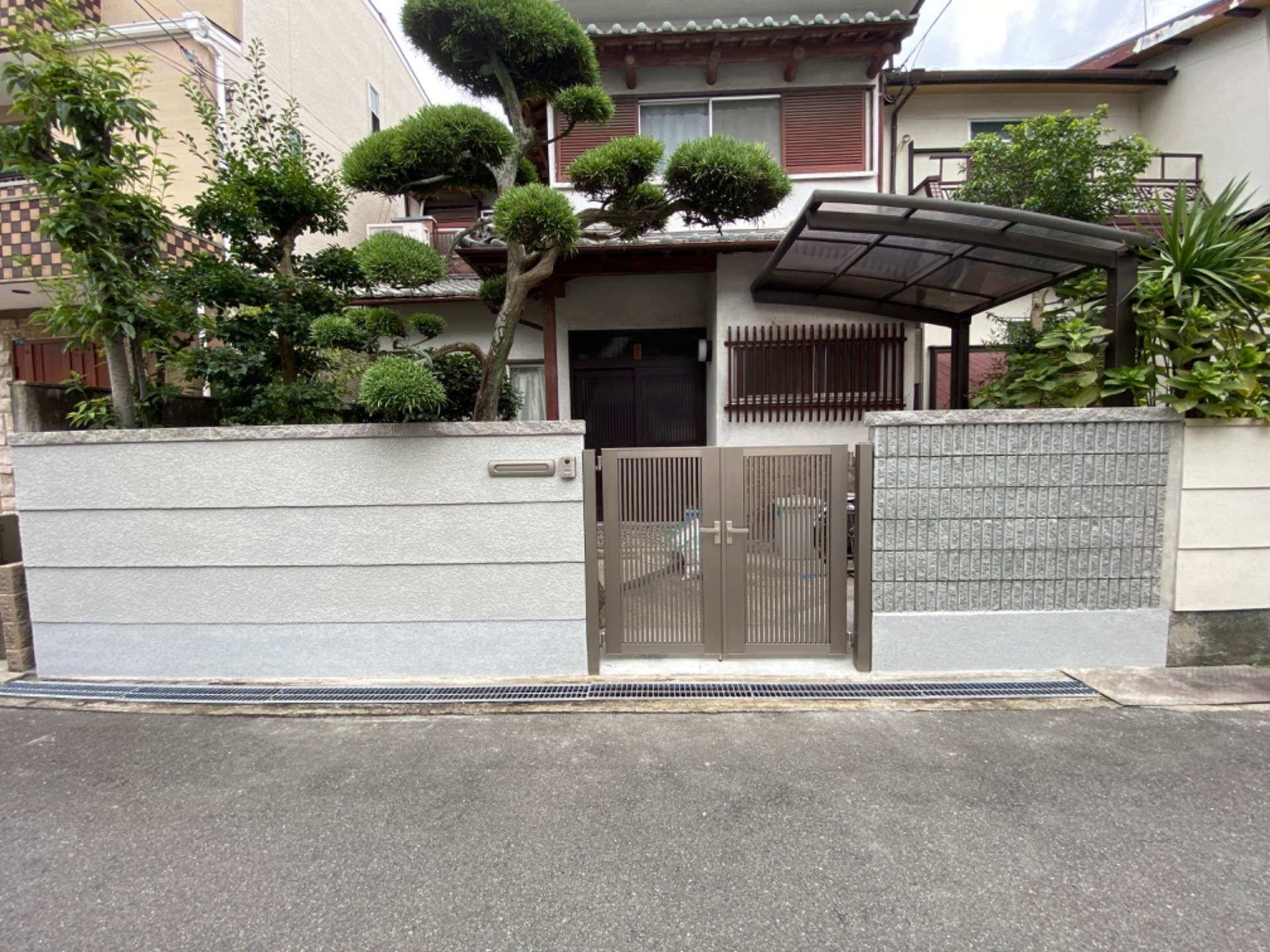 八尾市にて塀の解体・リフォームをご依頼いただきました。
